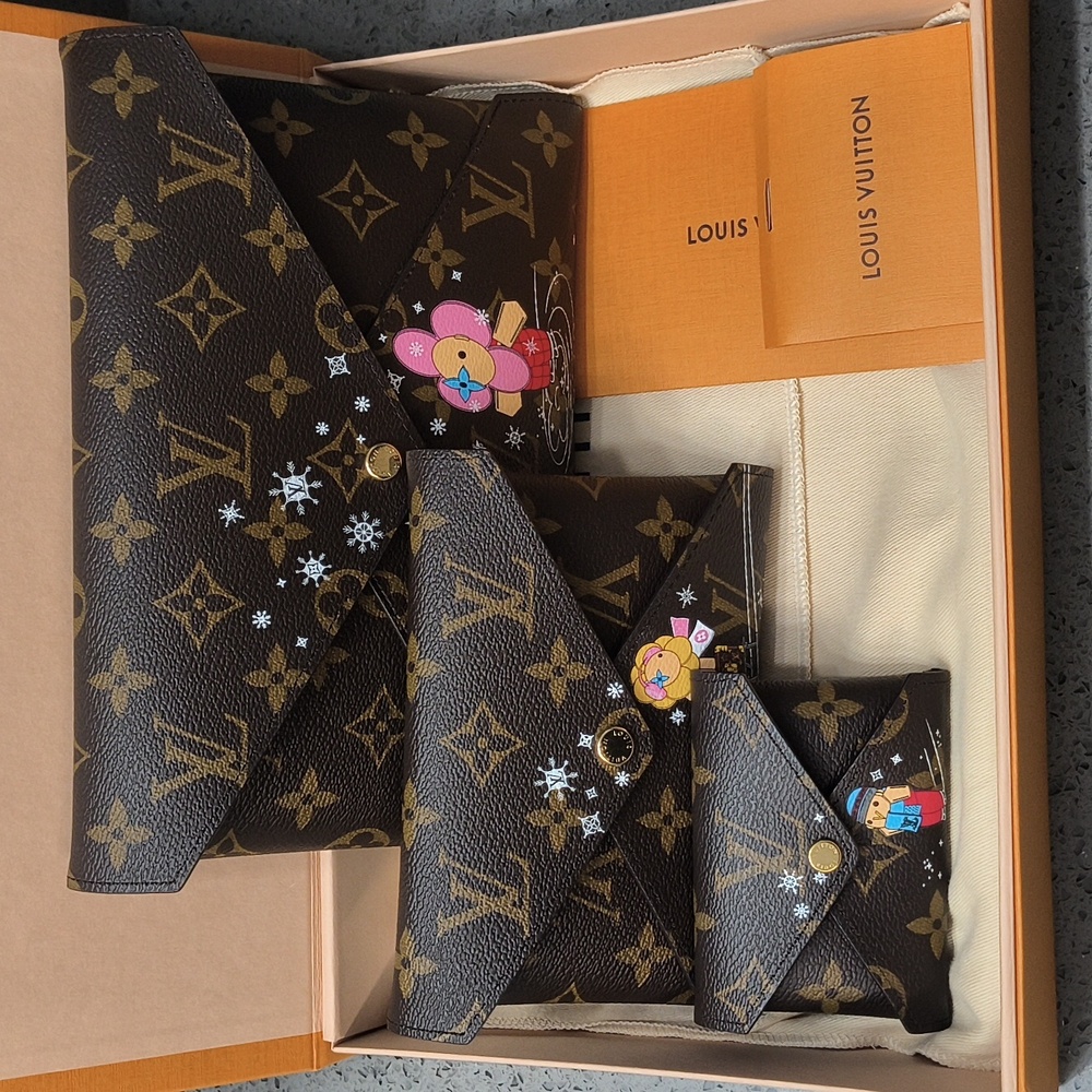 Louis Vuitton kirigami